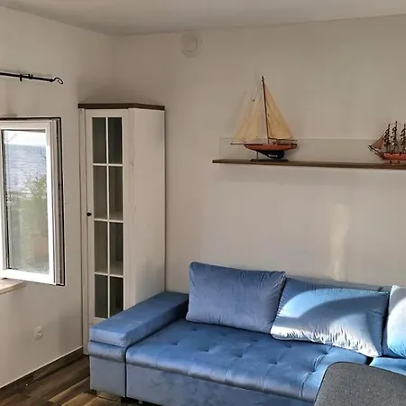 House Stela Holiday home Gdinj