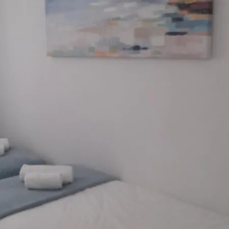 度假居 House Stela *